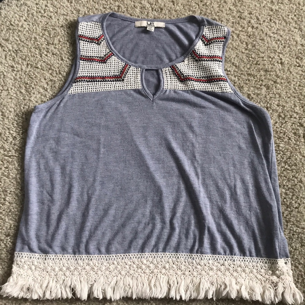 Tank top with detailing